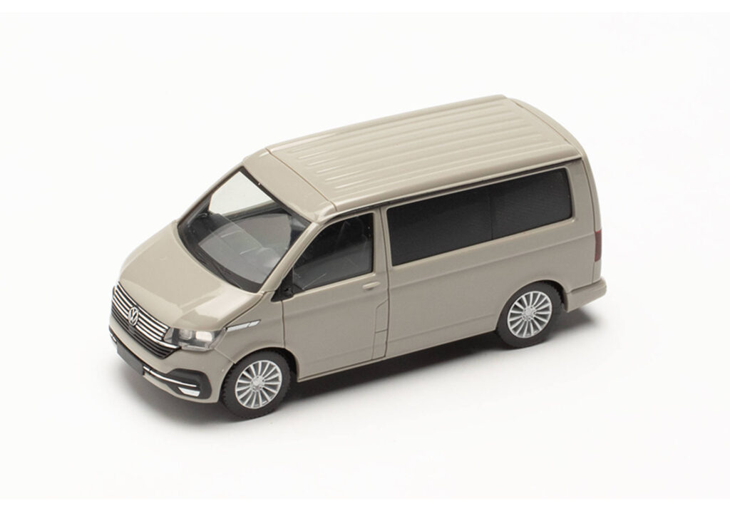 VW T 6.1 California Ocean, ascot grey - E-trains