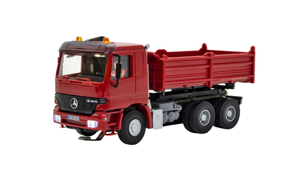 H0 MB ACTROS 3-axle dump truck with rotating flashing lights, red ...